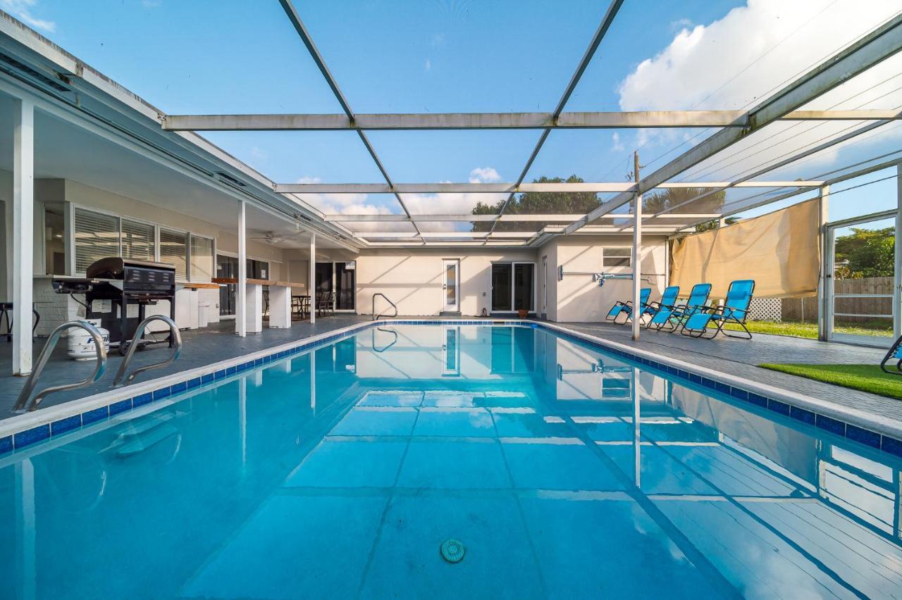 Pool Vacation Villa Hollywood Buitenkant foto